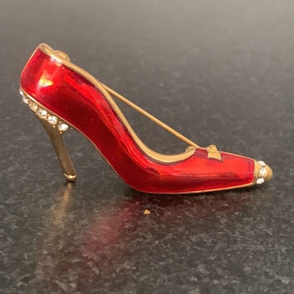 Stiletto High Heel Shoe Pin Red Enamel & Crystal 18k Gold Layered Brooch NEW - Picture 3 of 9